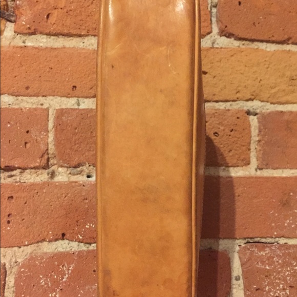 **LIMITED TIME OFFER** Coach Signature Clutch - Picture 3 of 5